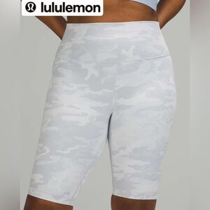 Lululemon Wunder Under Short 10" *Ribbed - Size 6 - Camo SUPER SOFT
